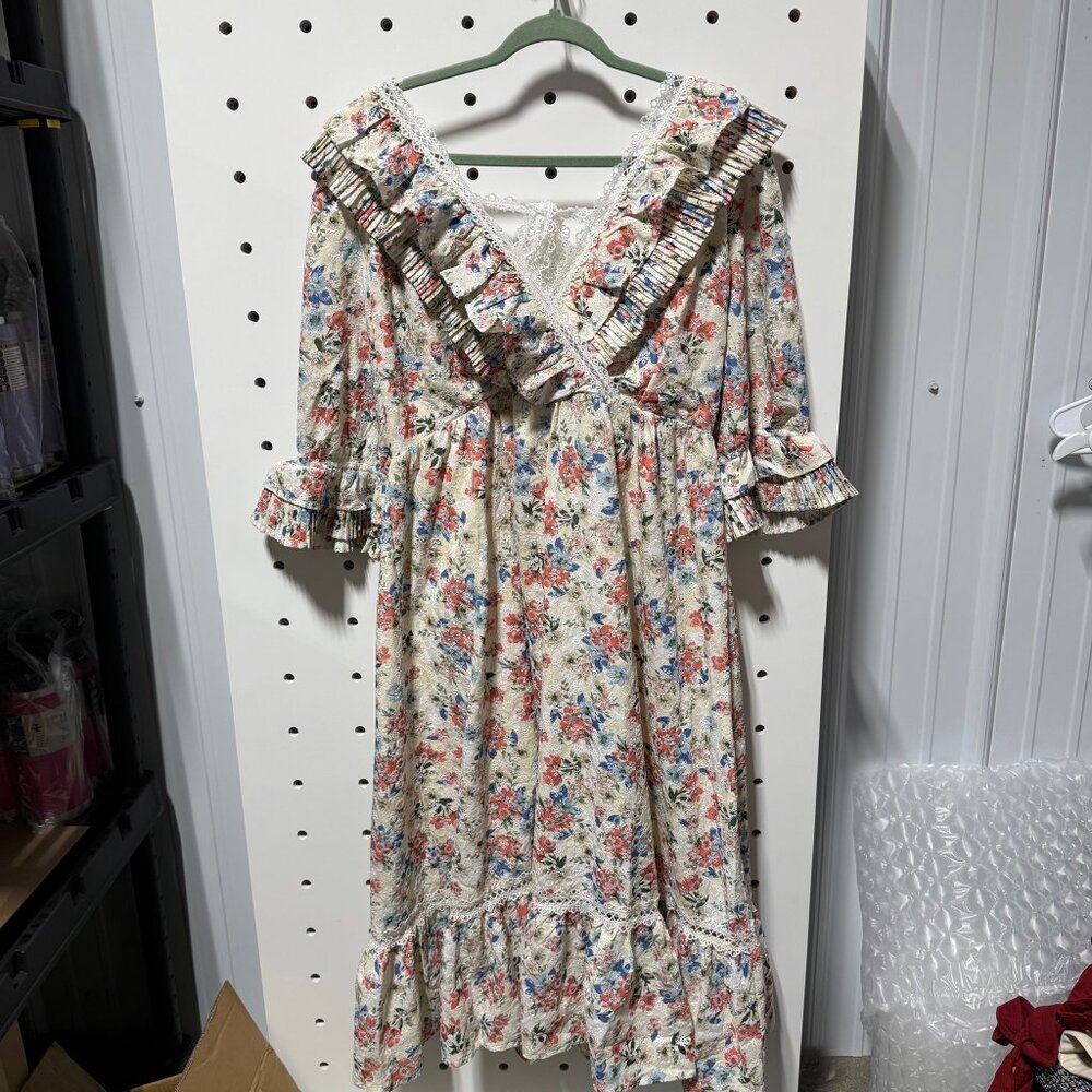 Midi coral blue and cream floral dress with lace details size large